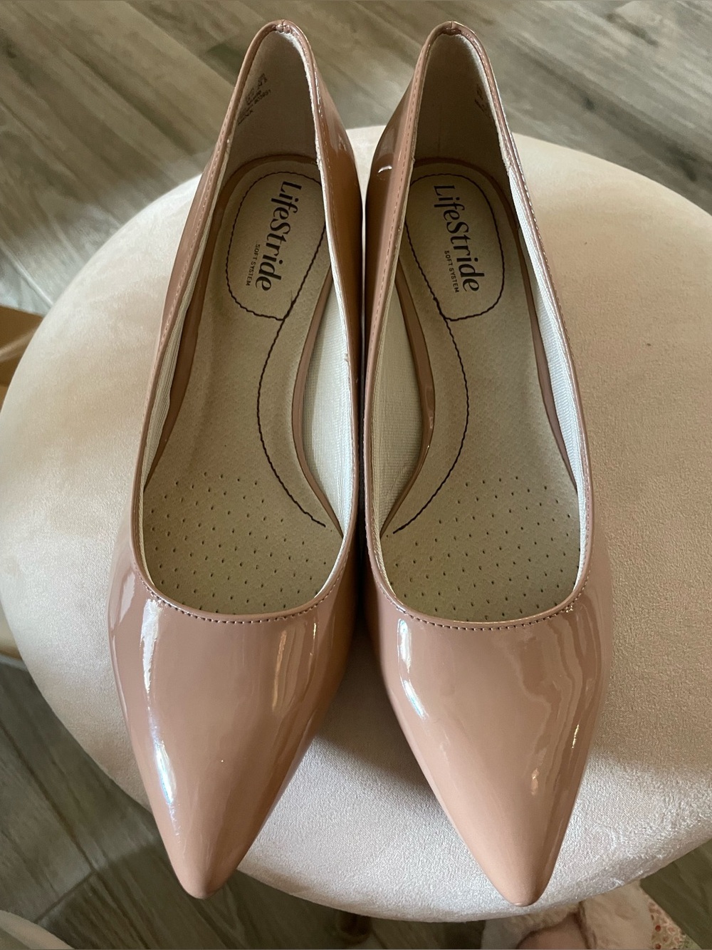 Life Stride Women’s Blush Patent Pointed-Toe pump